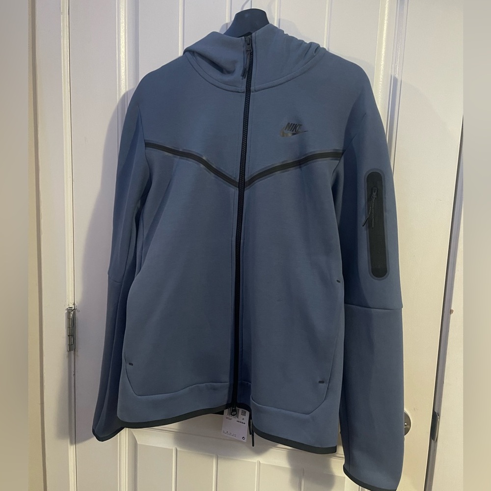 Nike tech fleece